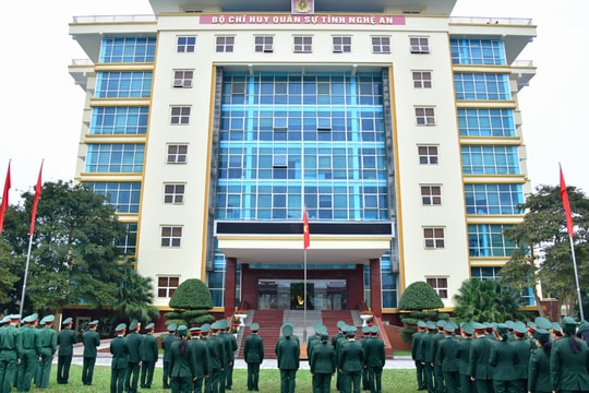 Bộ Chỉ huy Quân sự tỉnh Nghệ An chào cờ đầu năm mới - Xuân Giáp Thìn 2024