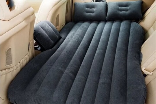 Có nên mua đệm hơi xe ô tô?