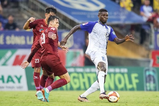 Sông Lam Nghệ An - MerryLand Quy Nhơn Bình Định: Khai Xuân như ý?