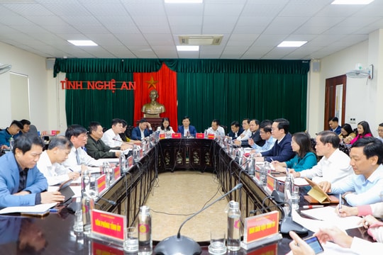 Chủ tịch UBND tỉnh Nguyễn Đức Trung tiếp công dân định kỳ tháng 2/2024