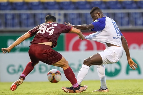 Những cuộc đối đầu đáng chú ý trong trận Sông Lam Nghệ An gặp MerryLand Quy Nhơn Bình Định