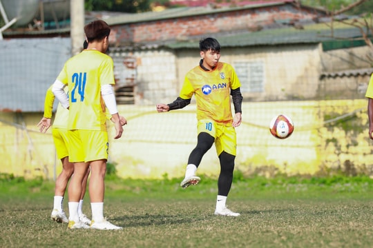 Sông Lam Nghệ An sẽ thi đấu cống hiến trong trận khai màn Xuân Giáp Thìn