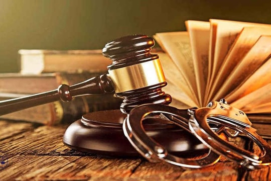 Hành vi dụ dỗ, ép buộc người dưới 18 tuổi phạm pháp bị xử lý hình sự như thế nào?