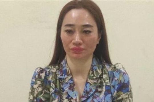 Muôn kiểu lừa tiền, thầy bói phải 'đổi vận' ngồi tù