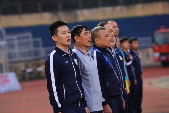 Huấn luyện viên Phan Như Thuật hài lòng với màn thể hiện của các học trò trong trận gặp Bình Định