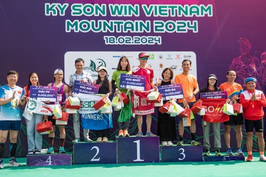 Bế mạc và trao thưởng các vận động viên xuất sắc Giải Marathon 'Ky Son Win Vietnam Moutain 2024'