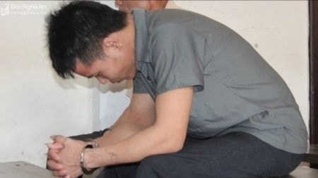 Người bố cuồng ghen và đám tang 'gối' đám cưới