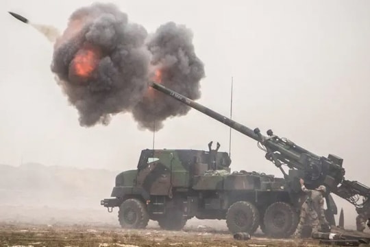 Chuyên gia lý giải Ukraine đang cố gắng bù đắp tình trạng thiếu hụt đạn pháo như thế nào