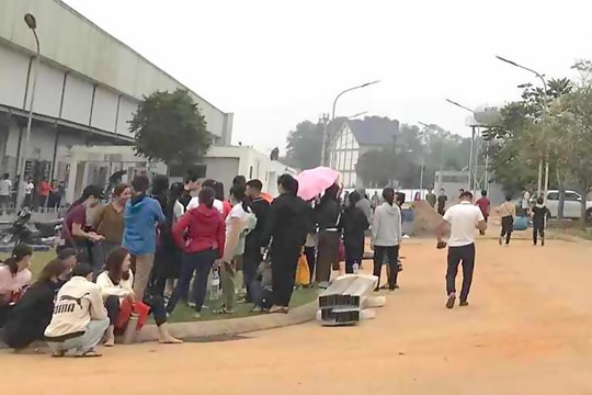 Đại bộ phận công nhân công ty may ở xã Thanh Khê đã đăng ký đi làm việc trở lại sau khi ngừng việc tập thể