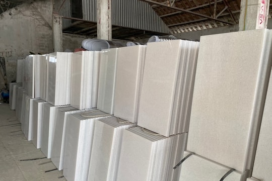  Đá ốp lát xuất khẩu khó tiêu thụ, nhiều doanh nghiệp hoạt động cầm chừng 