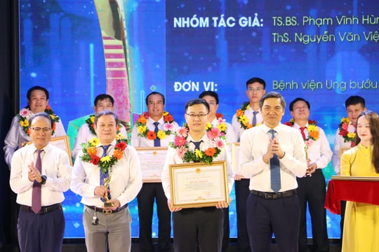 Bác sĩ dẫn đầu trong phong trào lao động sáng tạo của ngành Y tế Nghệ An