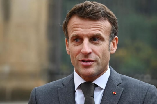 Tổng thống Pháp tiết lộ cách cung cấp đạn pháo cho Ukraine