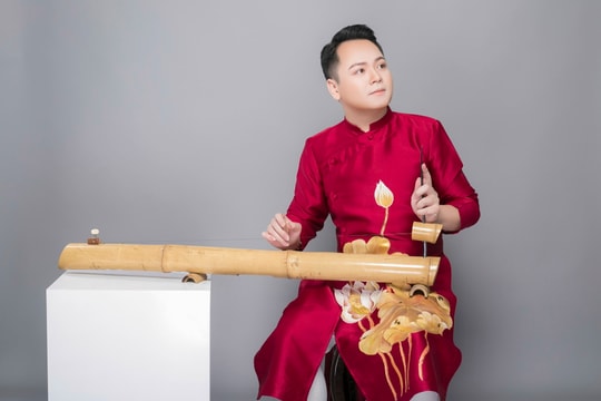 Nghệ sĩ Lê Thanh Phong và hành trình đưa ví, giặm vượt biên giới