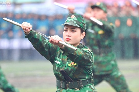 Những màn biểu diễn võ thuật, khí công ấn tượng của Bộ đội Biên phòng Nghệ An 