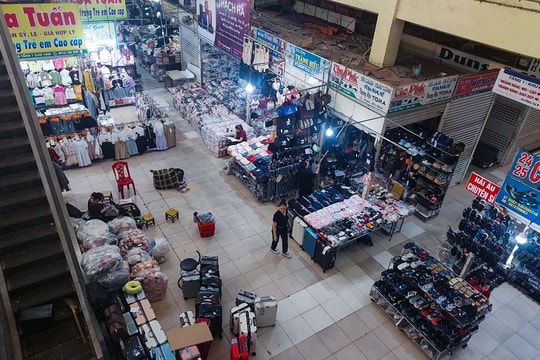 Sau Tết, thị trường bán lẻ Nghệ An trầm lắng