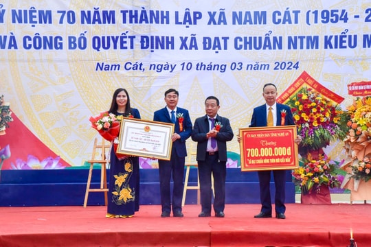 Công bố quyết định công nhận xã Nam Cát (Nam Đàn) đạt chuẩn nông thôn mới kiểu mẫu