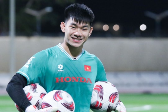 Thủ môn Nguyễn Văn Việt của Sông Lam Nghệ An được triệu tập lên tuyển Việt Nam