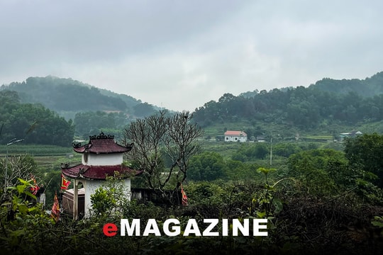 Dấu lặng buồn dưới chân núi Thiên Nhẫn