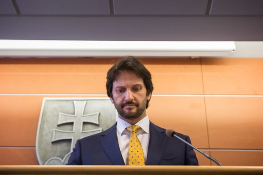 Thành viên EU nói NATO chớ nên vượt ‘lằn ranh đỏ’ về Ukraine