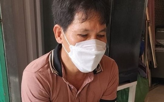 Đi thăm ruộng rau, người phụ nữ bị trộm 95 triệu đồng trong cốp xe máy