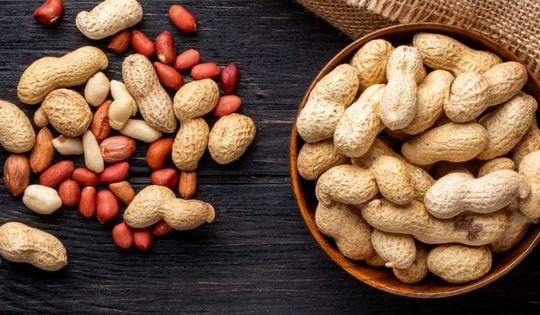 5 lợi ích sức khỏe nổi bật khi ăn lạc