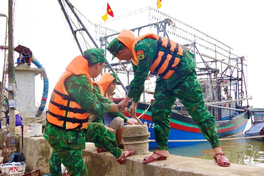 Bộ đội Biên phòng tiếp tục thực hiện nghiêm các chỉ thị, mệnh lệnh về phòng thủ dân sự, phòng, chống thiên tai và tìm kiếm cứu nạn