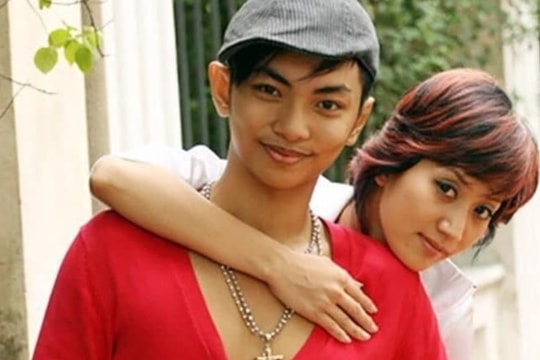 Khánh Thi - Phan Hiển khoe hình ảnh lúc mới hẹn hò 16 năm trước