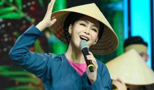 'Hoa hậu bolero' Trần Mỹ Ngọc: Bị 'ném đá' vì 'phá nát' hit của Như Quỳnh