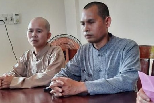 Về lại ngôi làng giả sư ở Nghệ An