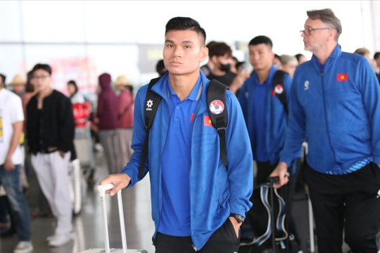 Tuyển Việt Nam lên đường sang Indonesia chuẩn bị cho vòng loại thứ 2 World Cup 2026