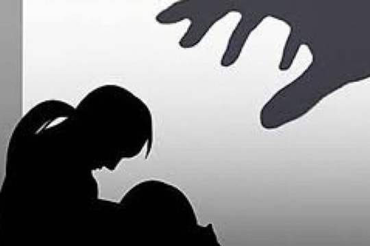 Việc cấm tiếp xúc trong phòng, chống bạo lực gia đình được quy định như thế nào?