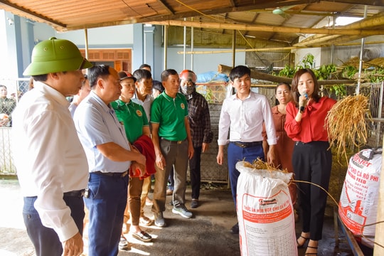 Cùng nông dân xử lý rác thải theo hướng thân thiện với môi trường