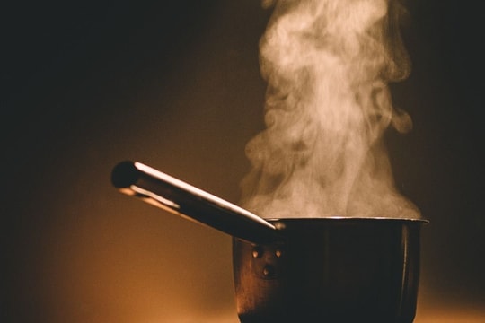 Mẹo 'xóa sạch' mùi thức ăn, mùi hôi trong nhà và bếp cho căn hộ chung cư