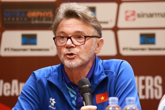 Niềm tin của người hâm mộ với huấn luyện viên Philippe Troussier đã cạn?