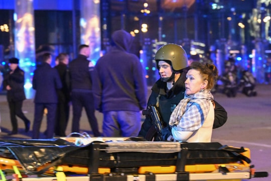 Chuyên gia: Vụ khủng bố ở Moskva là một trong những tội ác tồi tệ nhất chống loài người