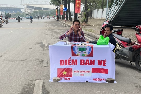 Vé trận tuyển Việt Nam gặp Indonesia ế ẩm