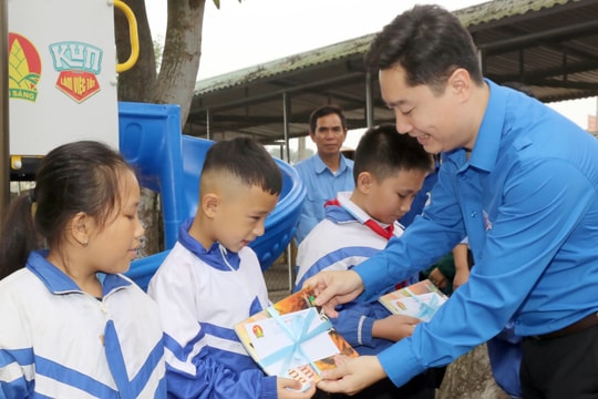 Kỷ niệm 93 năm ngày thành lập Đoàn Thanh niên Cộng sản Hồ Chí Minh 