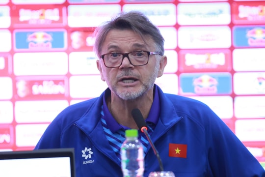 Huấn luyện viên Troussier nói gì trước trận tái đấu với đội tuyển Indonesia?