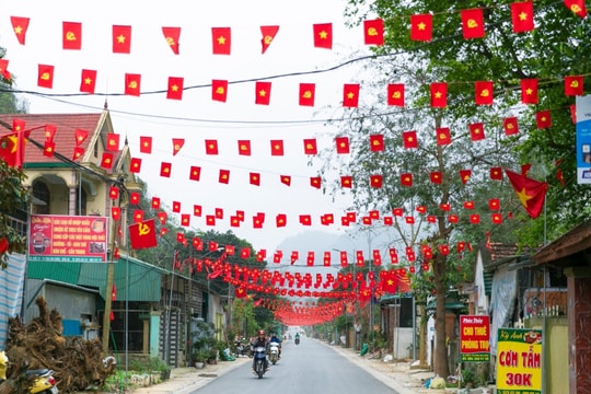 Con Cuông đẩy nhanh tiến độ xây dựng các dự án hạ tầng giao thông