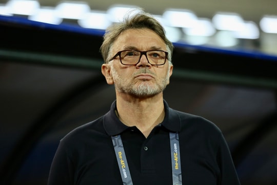 VFF chấm dứt hợp đồng với huấn luyện viên Philippe Troussier