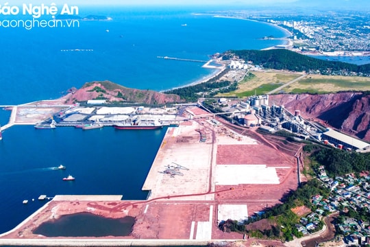 Ban Thường vụ Tỉnh ủy Nghệ An thống nhất chủ trương đầu tư dự án cầu dẫn 1.789 tỷ đồng nối Quốc lộ 7C với Cảng nước sâu Cửa Lò