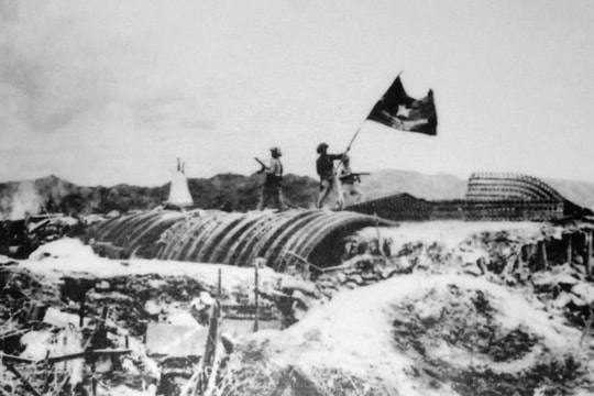 Hội thảo khoa học 'Chiến thắng Điện Biên Phủ - Giá trị lịch sử và tầm vóc thời đại'