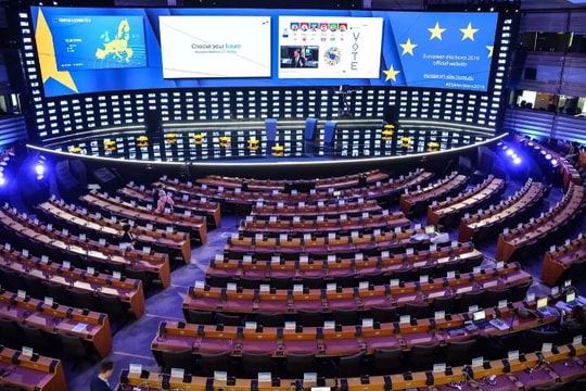 Những câu hỏi bất ngờ về Ukraine được nêu ra tại Nghị viện châu Âu