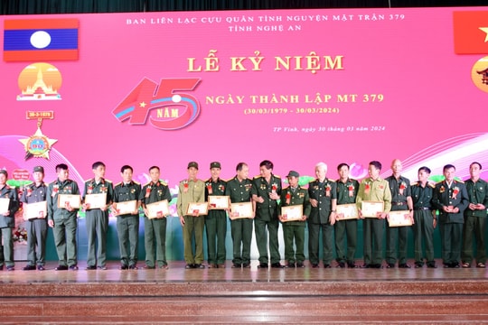 Nghệ An kỷ niệm 45 năm ngày thành lập Mặt trận 379 
