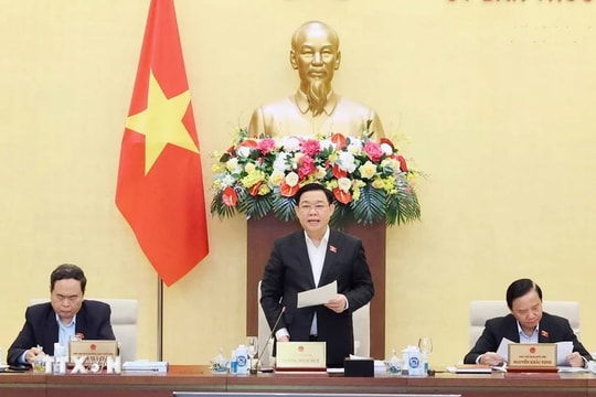 Ủy ban Thường vụ Quốc hội khai mạc Phiên họp chuyên đề pháp luật