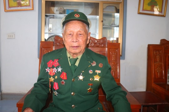 Bí quyết trường thọ của cựu chiến binh Điện Biên Phủ 104 tuổi ở Nghệ An