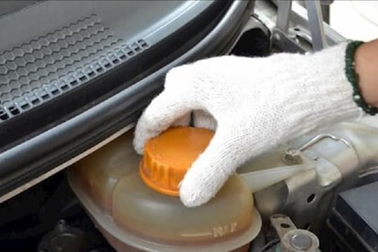 Những vấn đề thường gặp trên hệ thống làm mát xe ô tô 