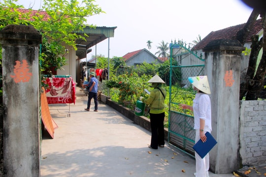 Thiếu cán bộ thú y, nhiều địa phương gặp khó khi triển khai tiêm phòng vắc-xin 