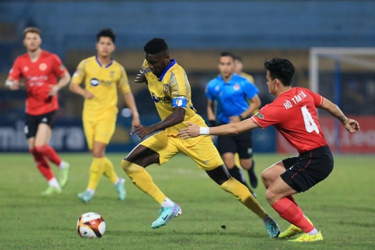 Nhìn lại trận thua 0-2 Sông Lam Nghệ An trước Công An Hà Nội