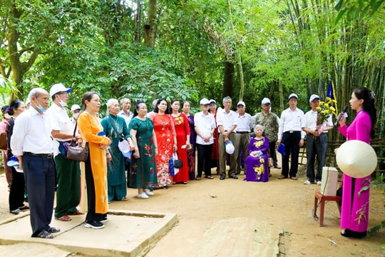 Bộ Nội vụ tán thành đề xuất nghỉ 5 ngày liên tục dịp 30/4 và 1/5